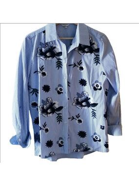 Simon Chang Denim striped long sleeve blouse. Size 8. EUC